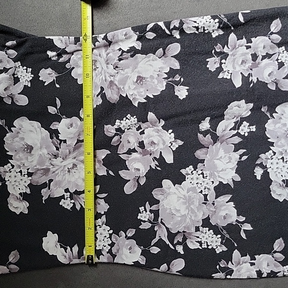 🖤 Ambiance Dress - Picture 5 of 6